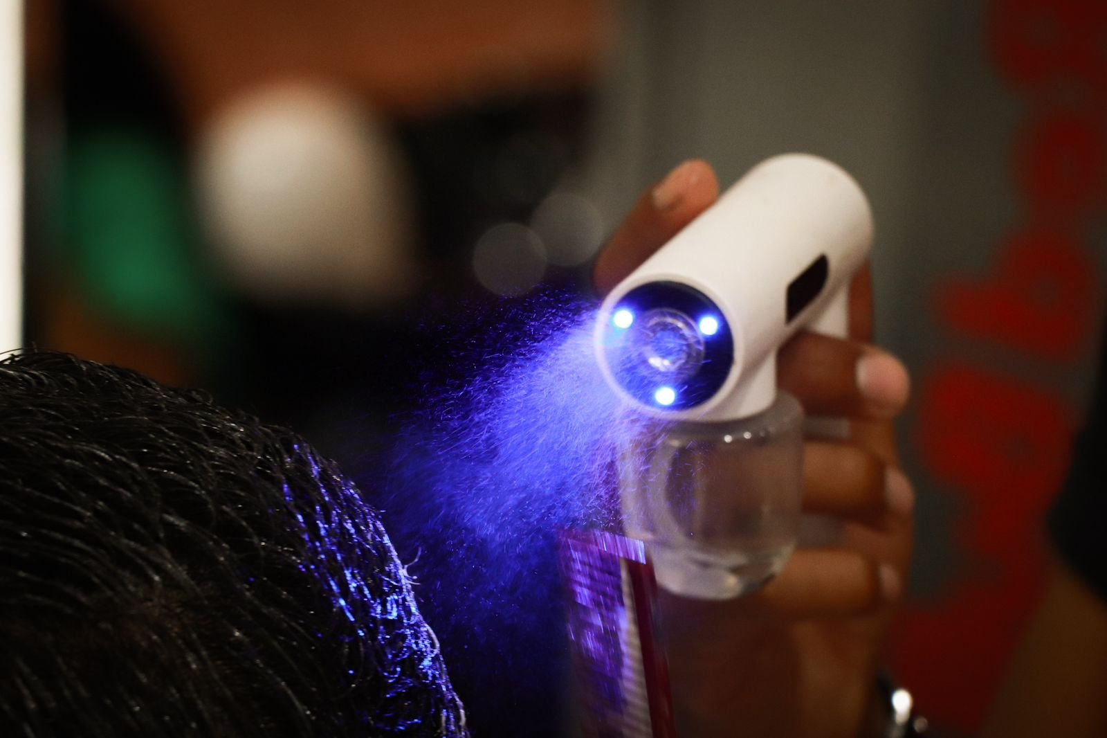 Barbeiro trabalhando